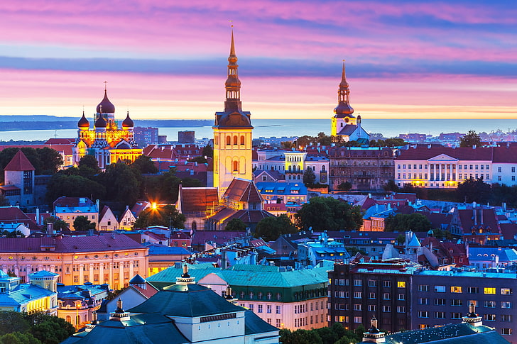 синие и белые бетонные здания, здания, эстония, таллин, панорама, ночной город, HD обои