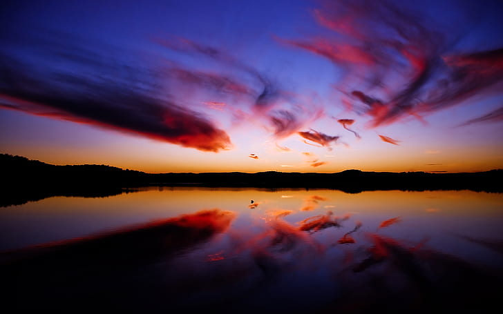 Reflets du ciel, photo d'horizon de nuages ​​rouges et bleus, reflets, Fond d'écran HD