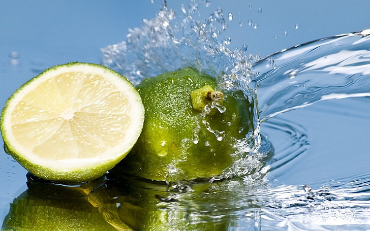 green lime fruit, citrus, lime, green, water, spray, HD wallpaper