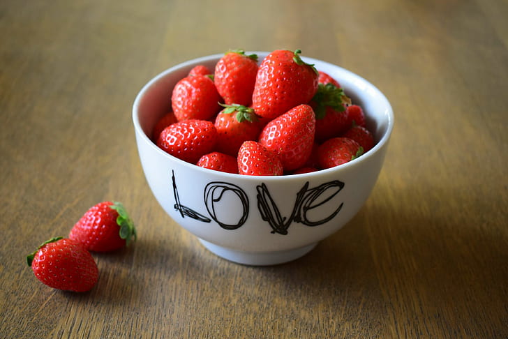 bowl, food, fruits, strawberries, table, HD wallpaper
