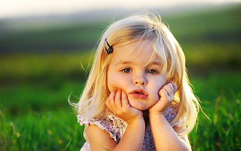 귀여운 아기 소녀 HD, 어린이 소녀의 흰색 꽃 탑, 소녀, 귀여운, 아기, 작은, HD 배경 화면 HD wallpaper