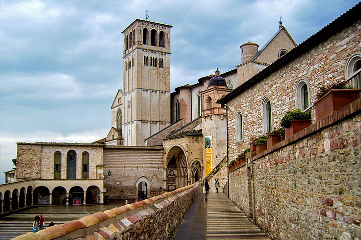 assisi, basilica of st francis, italian gothic, italy, medieval, monument, perugia, pink stone, romanesque architecture, st francis, the franciscans, the tomb of st francis, umbria, HD wallpaper