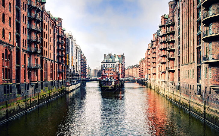 red painted buildings, Hamburg, Germany, cityscape, river, canal, bridge, apartments, Speicherstadt, HD wallpaper