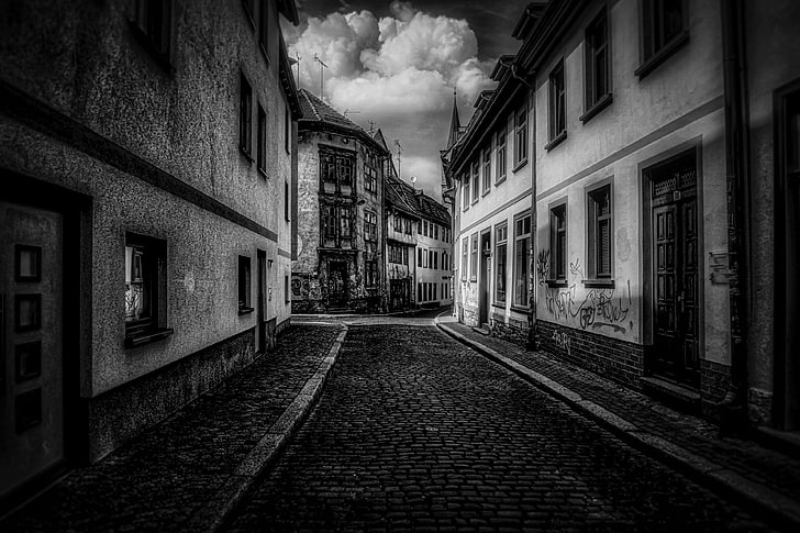 abandoned, alley, architecture, asphalt, black and white, building, classic, clouds, dark, doors, germany, graffiti, pavement, retro, road, shadow, street, structure, travel, urban, vandalism, vintage, window, windows, HD wallpaper