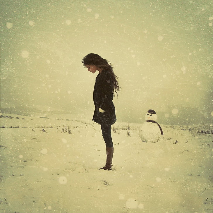 снег, одинокие, женщины, черные волосы, женщины на улице, фильтр, снеговики, HD обои