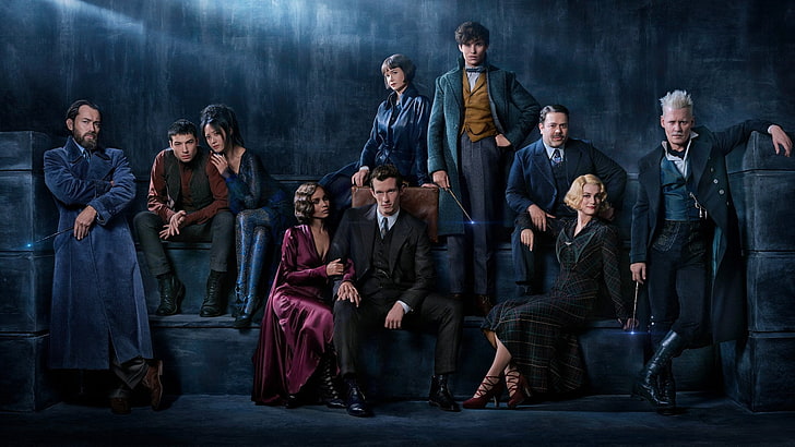 people standing while others are sitting painting, fantastic beasts, Harry Potter, Fantastic Beasts: The Crimes of Grindelwald, HD wallpaper