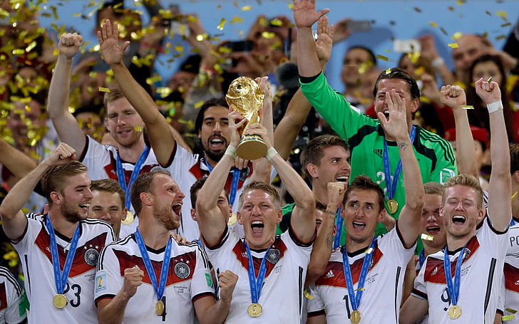 fifa world cup soccer sports germany bastian schweinsteiger andr schrrle sami khedira arms up, HD wallpaper