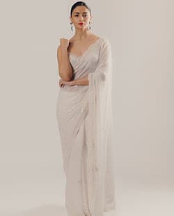 Alia Bhatt, 볼리우드 여배우, 하얀 드레스, 사리, HD 배경 화면 HD wallpaper