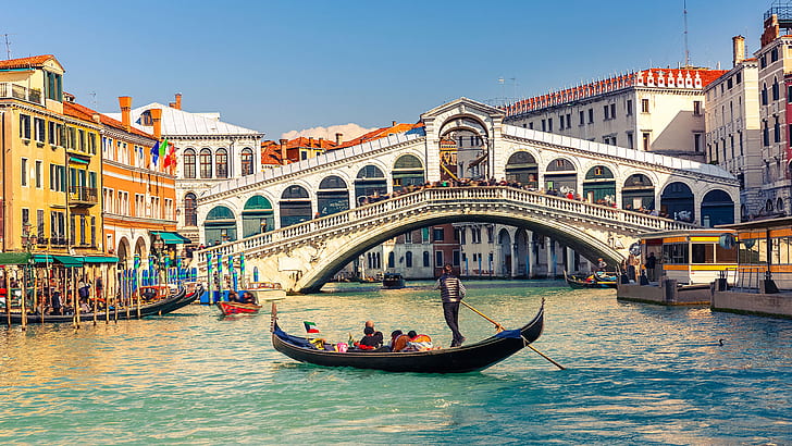 ヴェネツィアイタリアを通る水でのシティウォークゴンドラHd Wallpaper、 HDデスクトップの壁紙