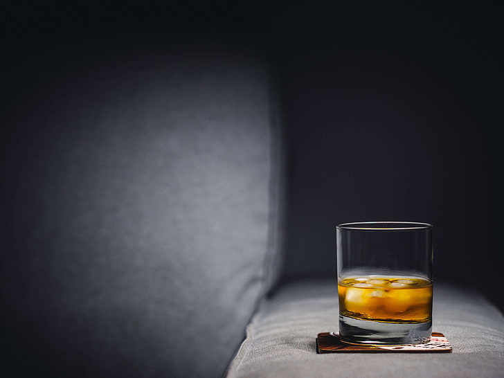 alcohol, alcoholic, cold, couch, drink, glass, ice, ice cubes, whiskey, whisky, public domain images, HD wallpaper