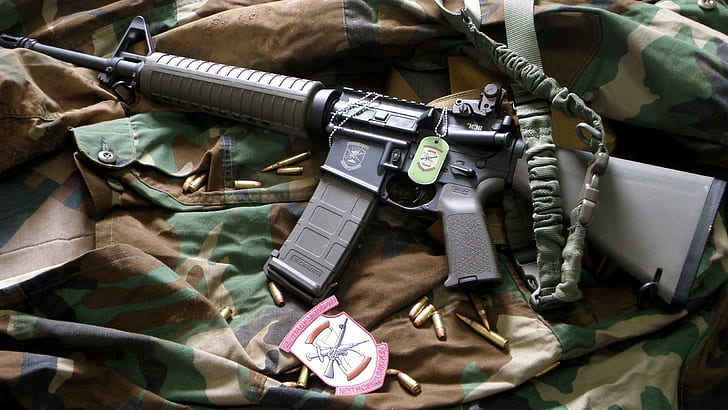 Британска пушка SA-80 от 1996 г., черна и сива пушка и куршуми, фотография, 2560x1440, пушка, sa-80, HD тапет