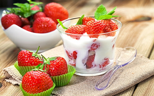 Strawberry dessert, strawberry fruits, sweet, dessert, strawberry, berry, cream, milk, berries, HD wallpaper HD wallpaper