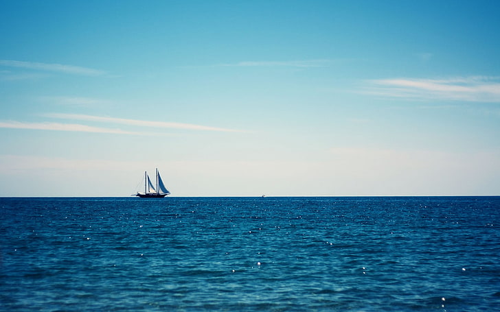 fotografia, natura, mare, acqua, vela, veliero, nave, blu, nuvole, Sfondo HD