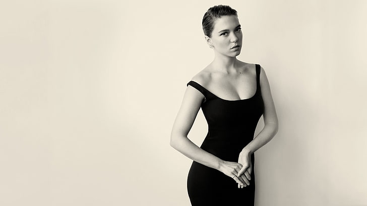 ärmlös bodycon-klänning för kvinnor, Léa Seydoux, skådespelerska, svartvitt, porträtt, klänning, kort hår, kvinnor, enkel bakgrund, modell, HD tapet