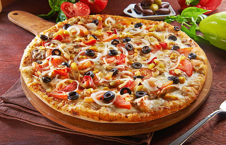 ser, pizza, pomidory, oliwki, boczek, Tapety HD