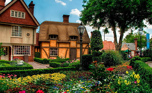 Schöner Garten, braunes Holzhaus, USA, Florida, Garten, Blumen, Disney, Häuser, Orlando, Epcot, HD-Hintergrundbild HD wallpaper