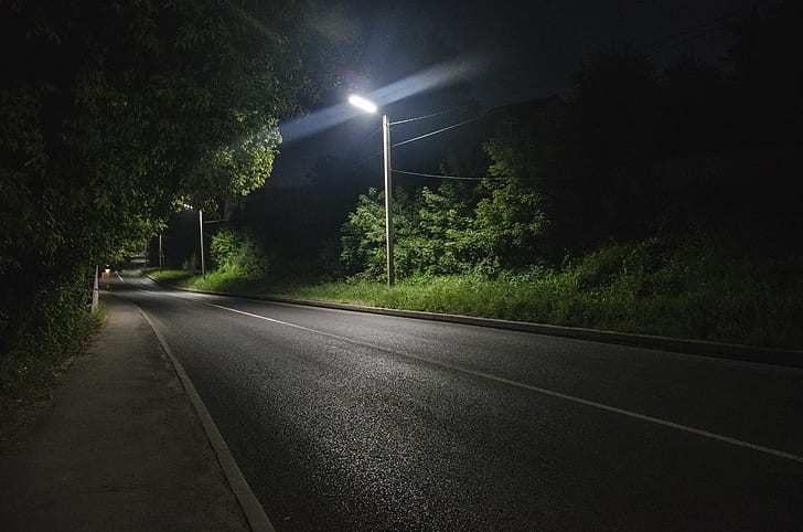 droga, asfalt, noc, ciemne tło, latarnia, Tapety HD