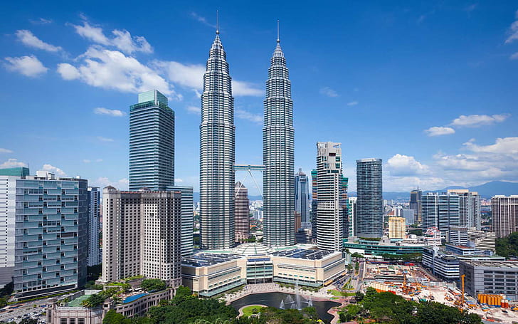 كوالالمبور العاصمة الفيدرالية الماليزية والمدينة الأكثر اكتظاظًا بالسكان في ماليزيا بمساحة 243 كم 2، خلفية HD