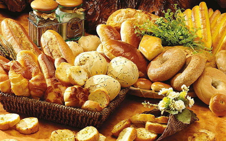 набор для выпечки хлеба, корзины, стол, кастрюли, выпечка, хлеб, хлеб, булочки, сушка, цветы, HD обои