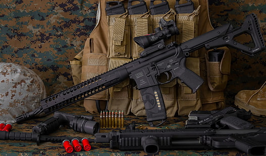 deux fusils d'assaut noirs avec lunette, AR-15, LWRC AR-15, magpul, fusil de chasse, arme, Kel-Tec KSG, Heckler & Koch USP .45, Fond d'écran HD HD wallpaper