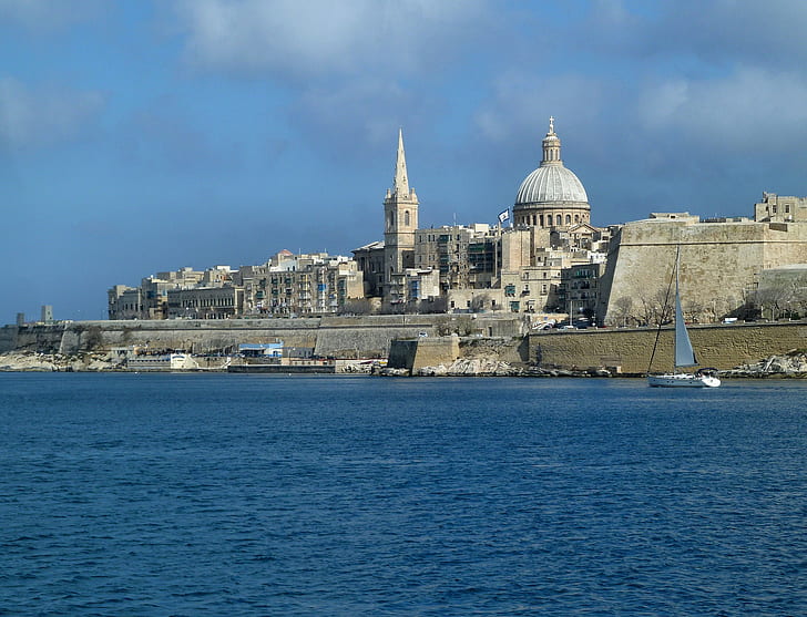 Валлетта, Мальта, Дрезден Фрауэнкирхе, небо, дом, Мальта, купол, море, Валлетта, HD обои
