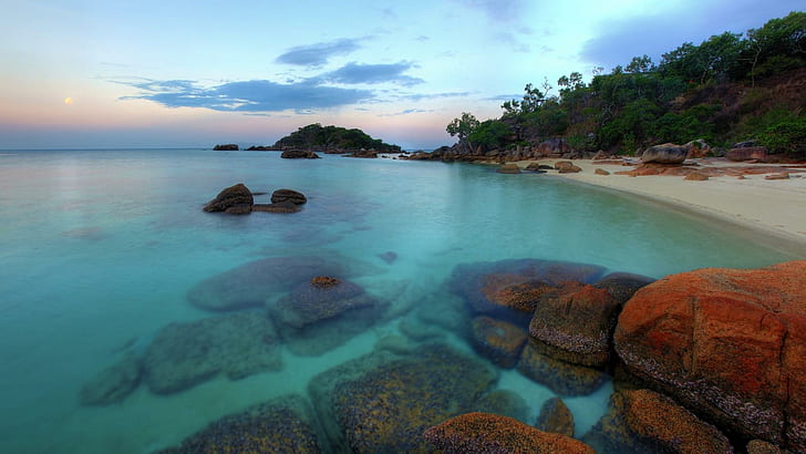 Miły Bach w Australii O zachodzie słońca, plaża, drzewa, kamienie, zachód słońca, czysta woda, przyroda i krajobrazy, Tapety HD