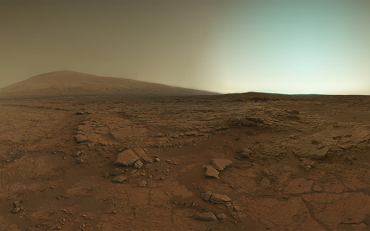 braunes Holzbettgestell mit Matratze, Mars, HD-Hintergrundbild