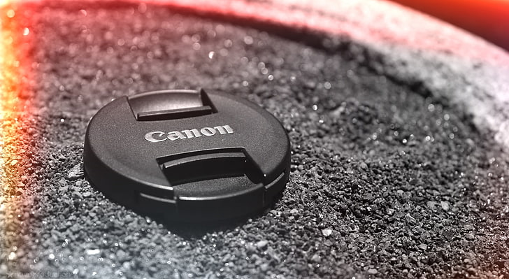 Canon Cap, black Canon DSLR camera lens cap, Black and White, canon, camera, photograpy, HD wallpaper