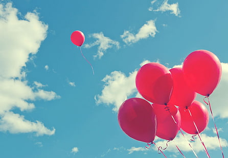 sieben rote Luftballons, der Himmel, Wolken, Bälle, Freude, Luftballons, Hintergrund, Urlaub, Widescreen, Wallpaper, Stimmung, Rosa, Himmel, Spaß, Vollbild, HD Wallpaper, Vollbild, HD-Hintergrundbild HD wallpaper