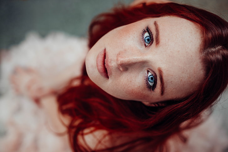wanita, mata biru, bintik-bintik, berambut merah, potret, wajah, mata, closeup, Anne Hoffmann, Wallpaper HD