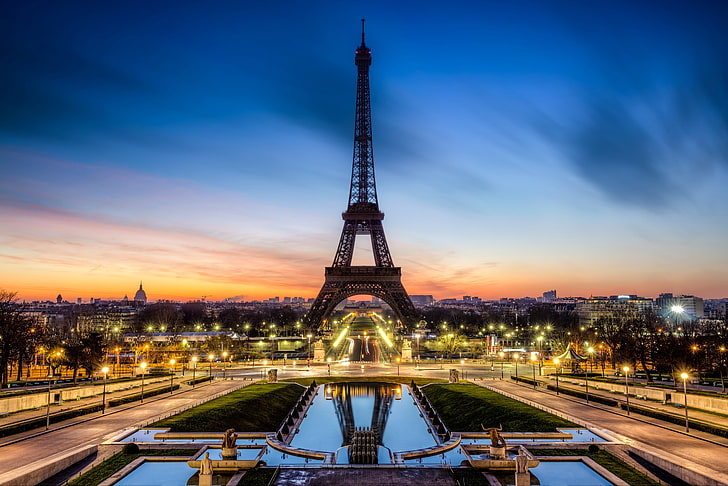 Wieża Eiffla, Paryż, ulica, zachód słońca, miasto, światła, Francja, Paryż, wieczór, fragment, oświetlenie, wieża Eiffla, fontanny, La tour Eiffel, Tapety HD