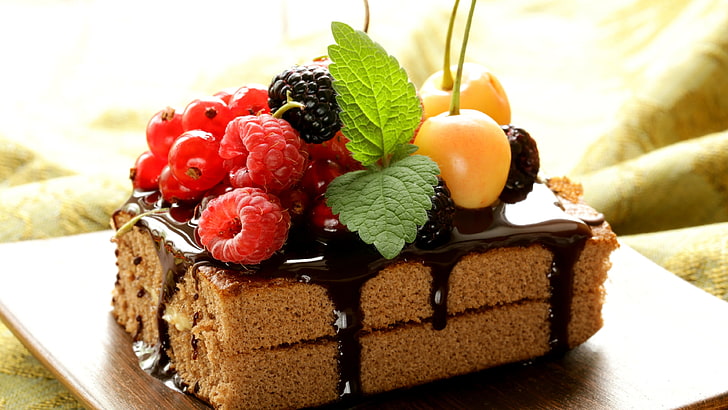slices of cake with fruit toppings, cake, chocolate, fruit, food, raspberries, blackberries, cherries, HD wallpaper