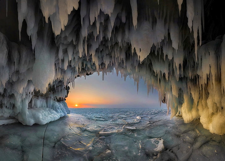 grotta sottomarina congelata, natura, paesaggio, grotta, ghiaccio, stalattiti, lago, tramonto, freddo, gelo, inverno, Sfondo HD