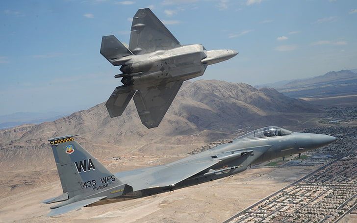 두 개의 회색 WA 433 WPS 항공기, 제트 전투기, 군용 항공기, 군사, 비행기, F-22 랩터, F-15 독수리, HD 배경 화면