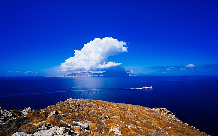 ميكونوس اليونان ، بحر إيجه ، خلفية عريضة عالية الدقة ، قارب سريع أبيض، خلفية HD