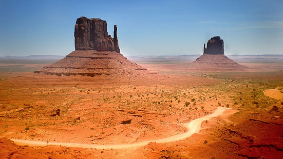 Badlands, ถนน, Navajo, สหรัฐอเมริกา, สหรัฐ, อารีน่า, มรดกโลกของยูเนสโก้, Monument Valley, ก้น, ภูมิประเทศ, Butte, แหล่งดึงดูดนักท่องเที่ยว, ก้นนวมตะวันตกและตะวันออก, การก่อตัวของหิน, วดี, หิน, ทะเลทราย, ท้องฟ้า, ลักษณะภูมิประเทศที่เป็นภูเขา, วอลล์เปเปอร์ HD HD wallpaper