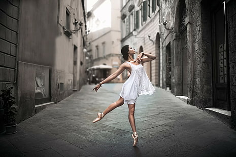 wanita, sandal balet, penari, jalan, wanita di luar ruangan, balerina, gaun putih, Wallpaper HD HD wallpaper