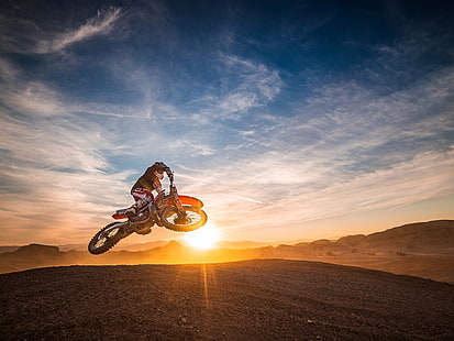 Wyścig motocyklowy, sport, skok, zachód słońca, motocykl, wyścig, sport, skok, zachód słońca, Tapety HD HD wallpaper