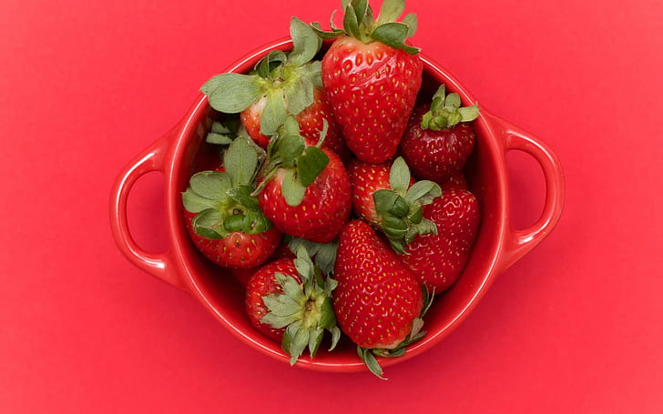 Cup of Strawberries, strawberries, fruit, HD wallpaper