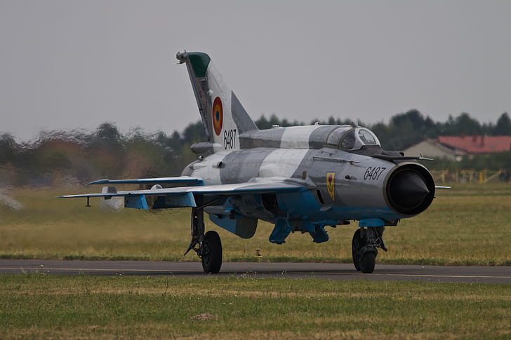 Kämpfer, der Flugplatz, Mehrzweck, die MiG-21, HD-Hintergrundbild