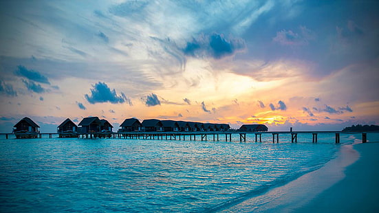 Malediwy Cocoa Private Island Resort Bungalowy Domy na rafie Turkusowa woda Piaskownica Tapety HD Rozdzielczość 1920 × 1080, Tapety HD HD wallpaper