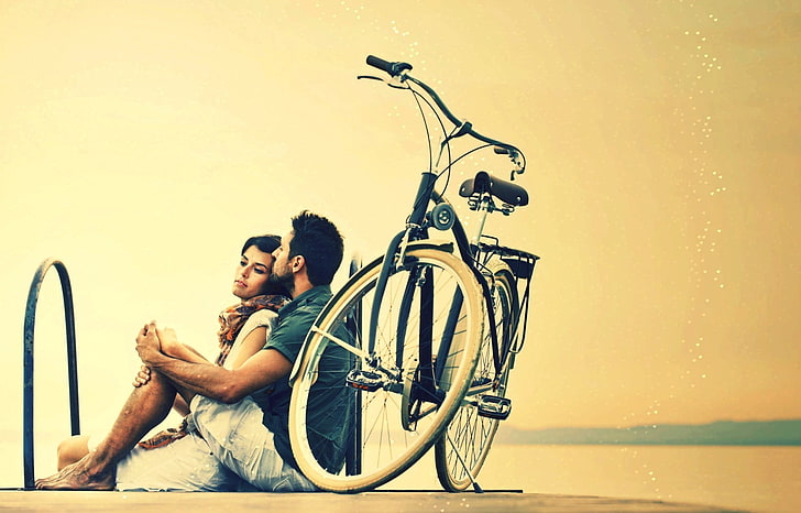 couple, women, men, hugging, love, emotion, bicycle, HD wallpaper