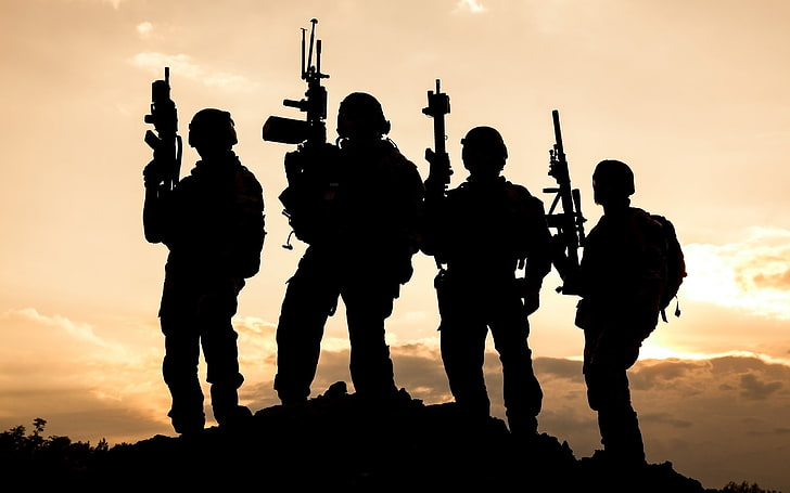 sylwetka czterech żołnierzy ilustracja, wojsko, żołnierz, zachód słońca, sylwetka, Tapety HD