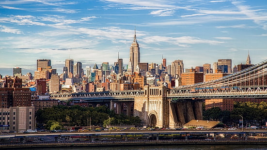 New York city, brown concrete structures, New York City, skyscraper, cityscape, city, Empire State Building, bridge, building, clouds, Manhattan Bridge, HD wallpaper HD wallpaper