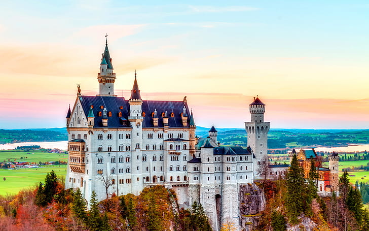 Kastil Neuschwanstein Di Musim Gugur, Bavaria, Jerman Wallpaper Hd Resolusi 3840 × 2400, Wallpaper HD