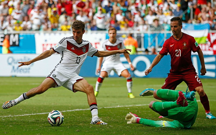 Thomas Muller-World Cup 2014 Final Germany HD Wall .. ، جيرسي كرة القدم باللونين الأبيض والأحمر للرجال، خلفية HD