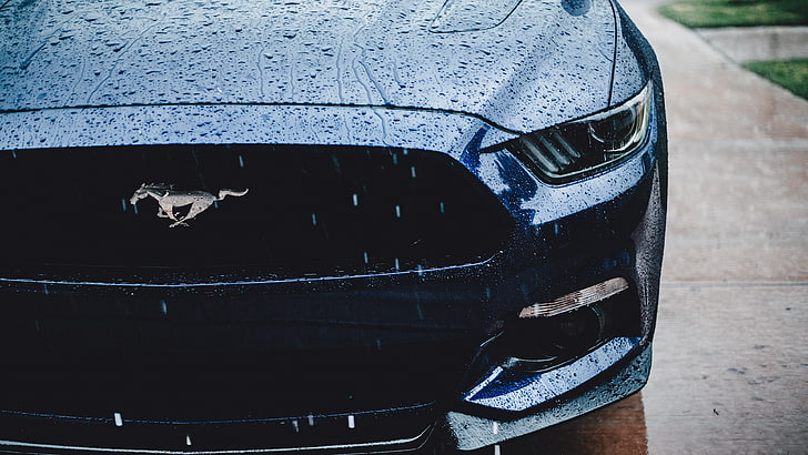 nass, schwarzes auto, regen, regentropfen, auto, scheinwerfer, ford mustang, automobil außen, fotografie, HD-Hintergrundbild