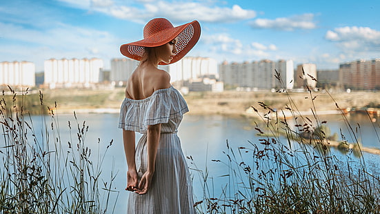 donne, bionda, cappelli da sole, abito bianco, spalle nude, schiena, Ksenia Kokoreva, Georgy Chernyadyev, Sfondo HD HD wallpaper