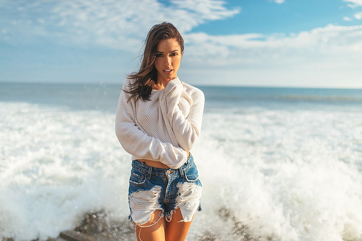 women, brunette, women outdoors, beach, jean shorts, Michele Maturo, white sweater, HD wallpaper