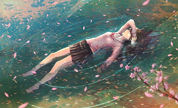 personaje de anime femenino flotando en el cuerpo de agua, uniforme escolar, chicas de anime, flotante, agua, flor de cerezo, anime, Fondo de pantalla HD